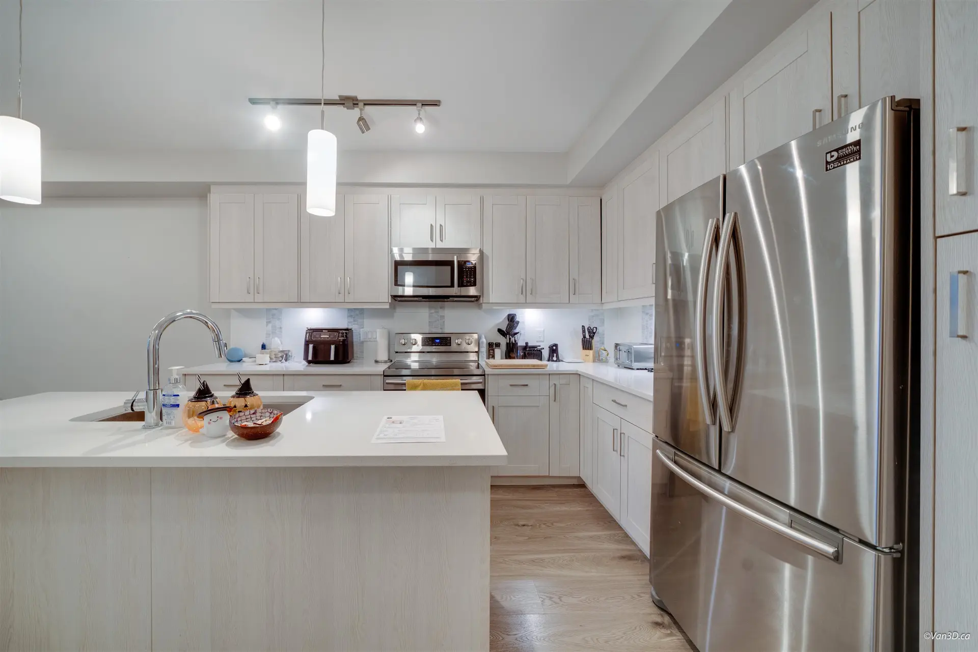 Property at #202 20826 72 AVENUE, Langley, BC