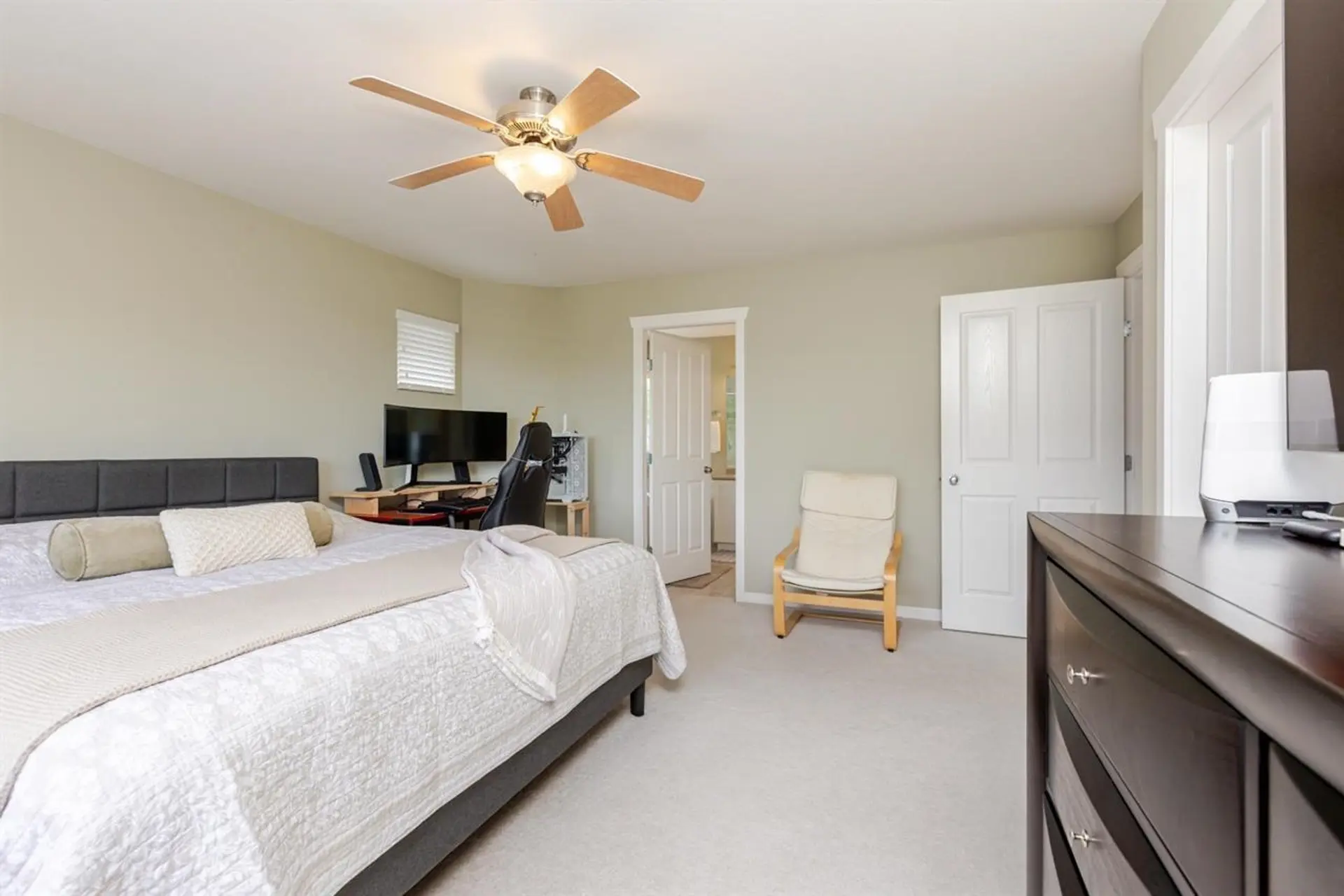 20216 70a Avenue - Image 12