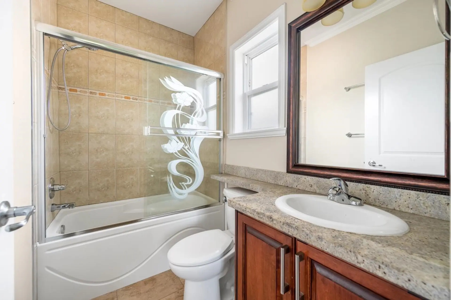4526 Inman Avenue - Image 13