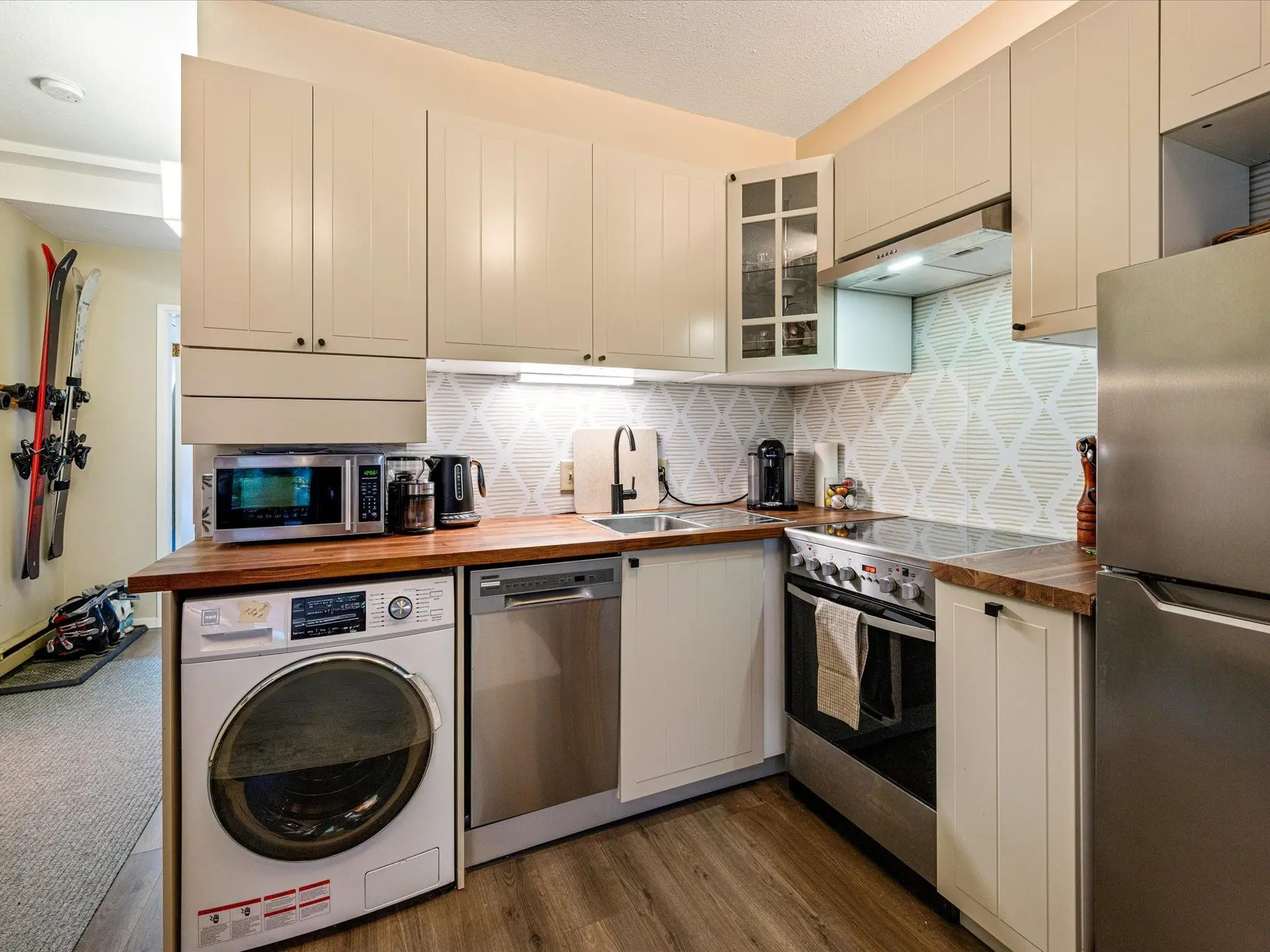 #4 2227 Sapporo Drive - Image 6