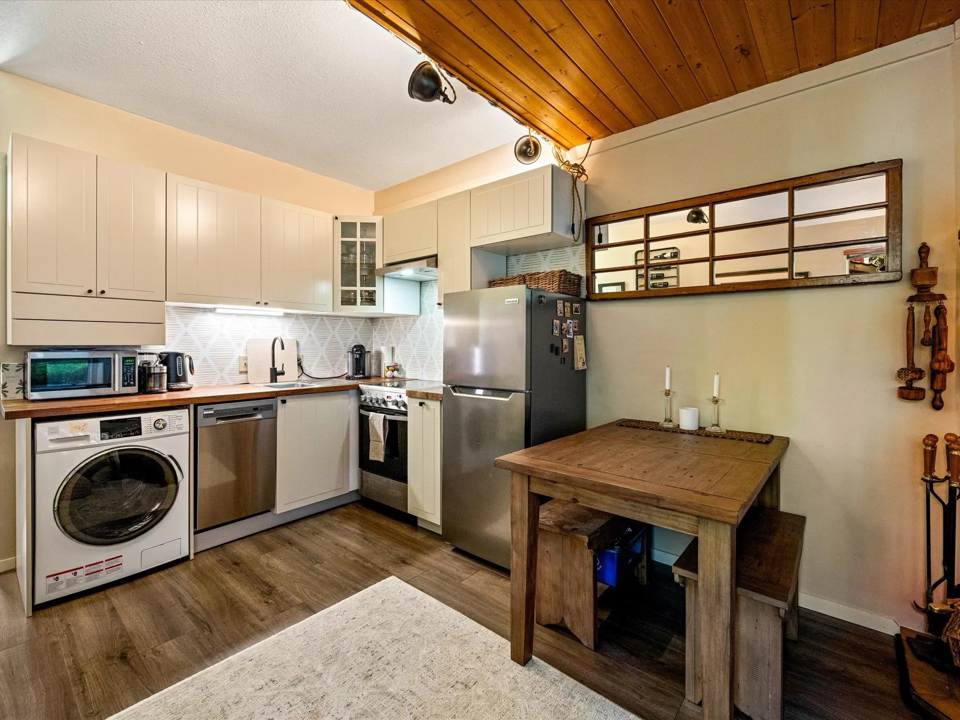 #4 2227 Sapporo Drive - Image 5