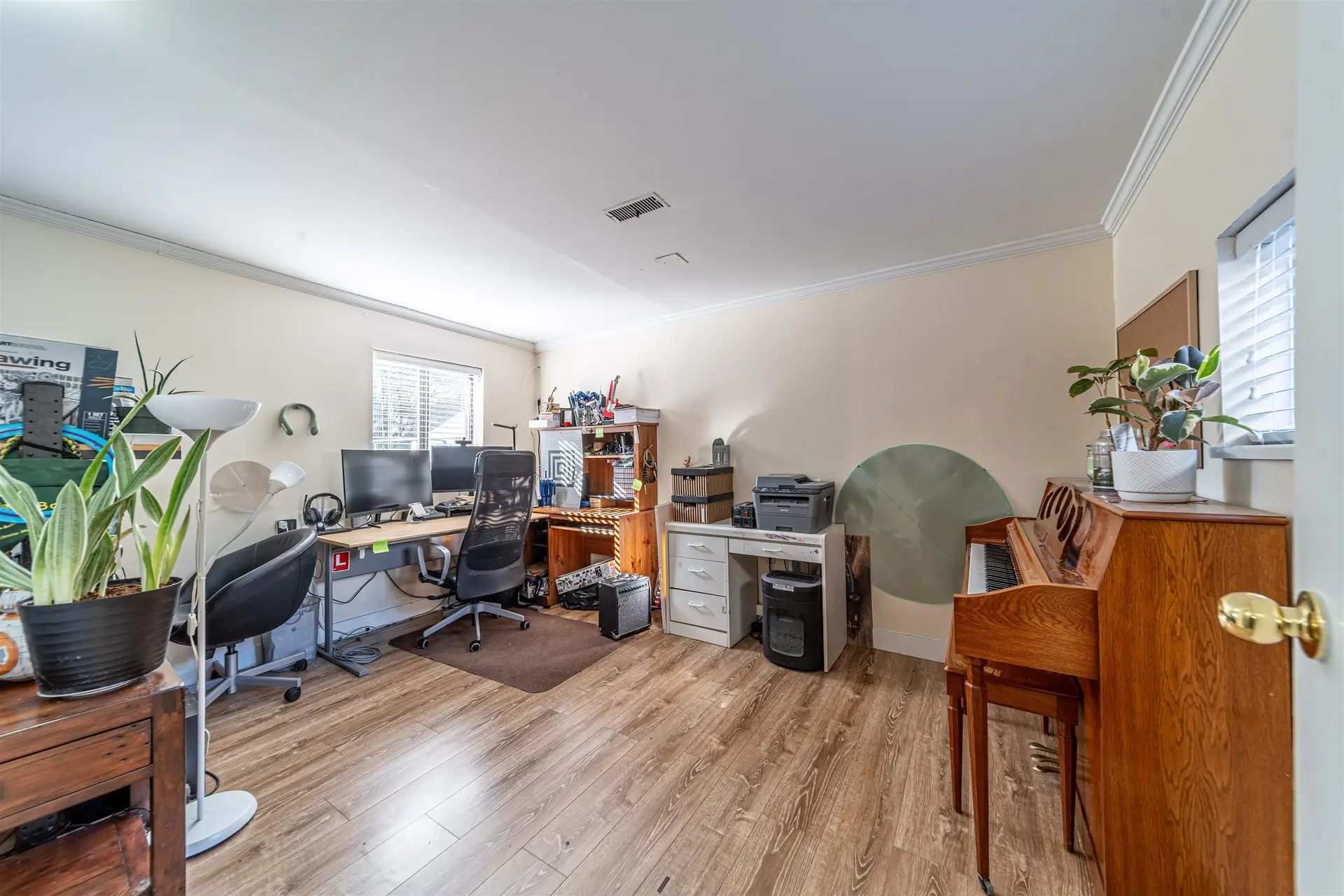 10571 Bissett Drive - Image 7