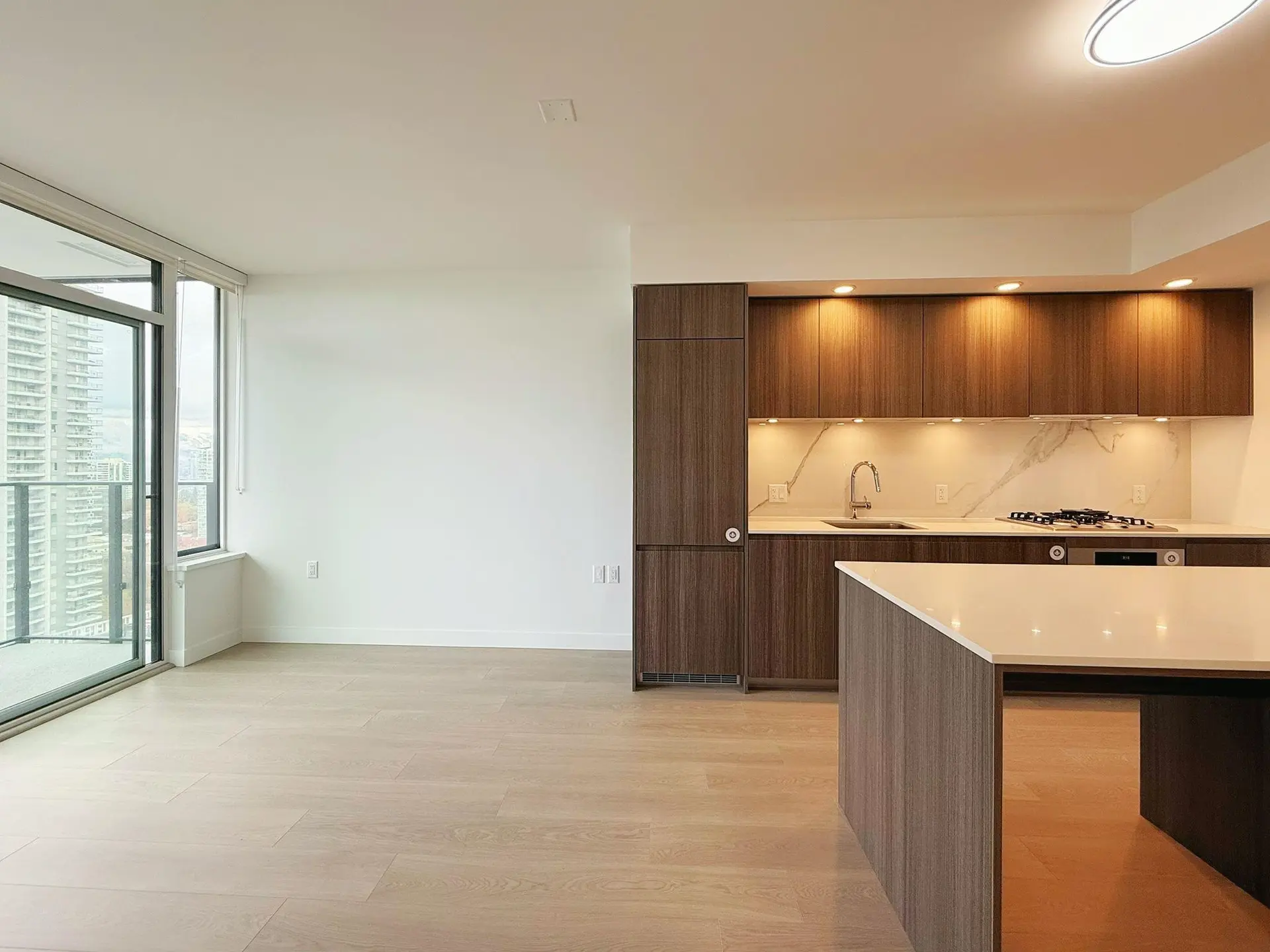 #2008 6537 Telford Avenue - Image 2