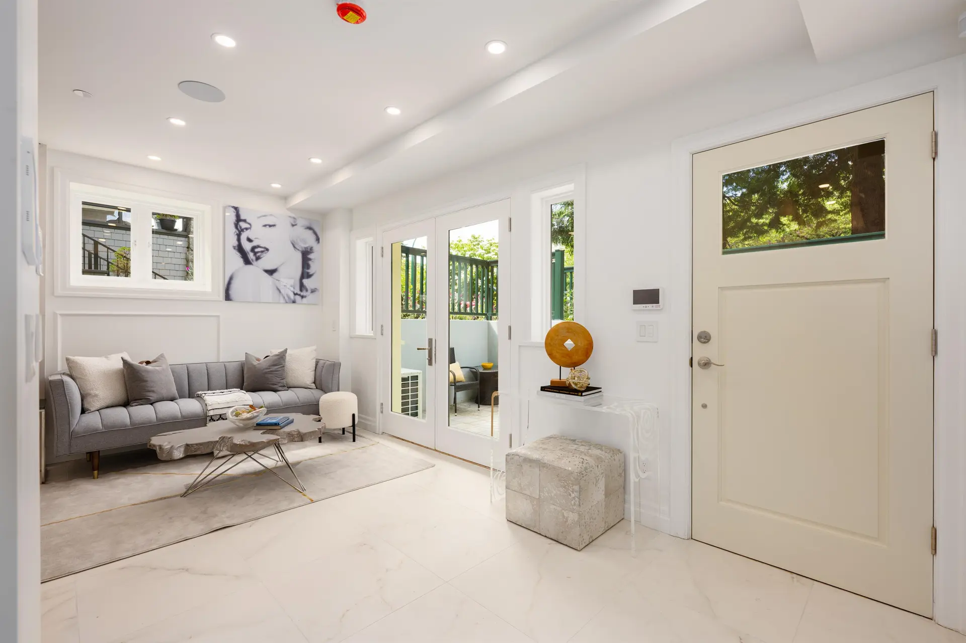 2016 W 15th Avenue - Image 2