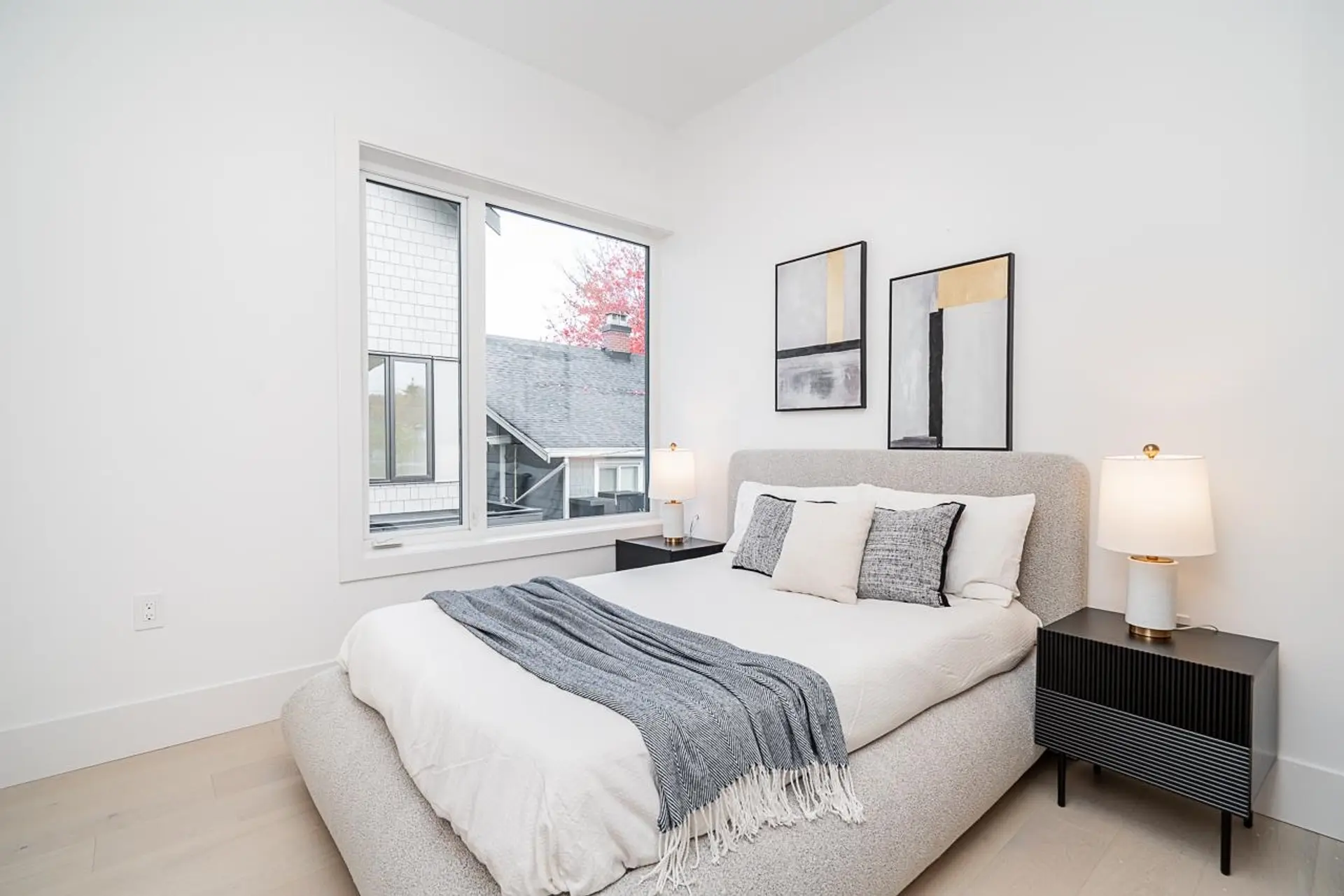 2462 Adanac Street - Image 14