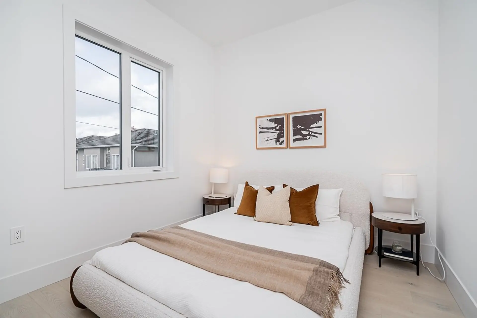 2462 Adanac Street - Image 15
