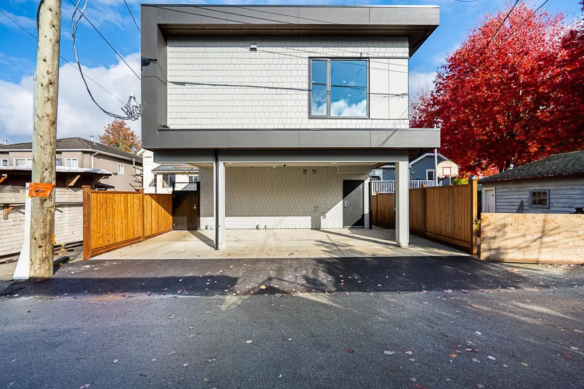 2462 Adanac Street - Image 19