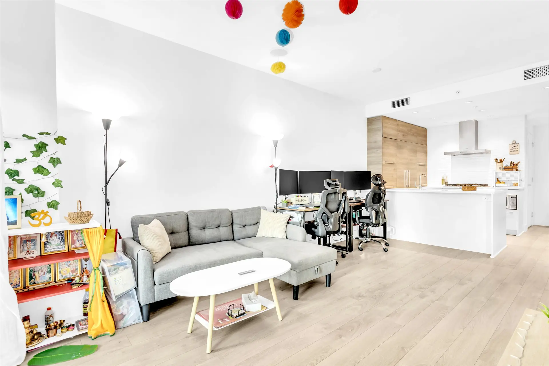 #1411 7303 Noble Lane - Image 9