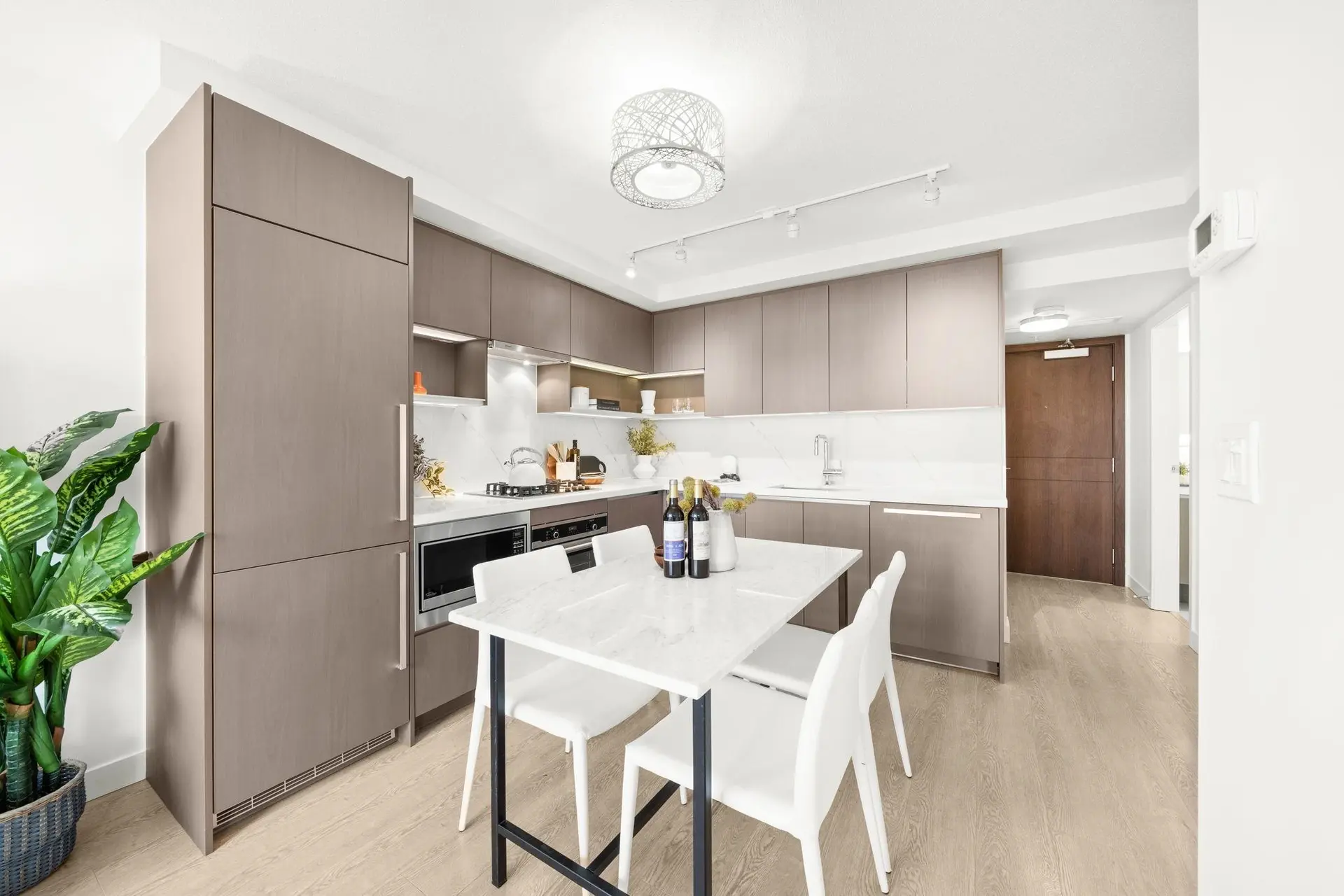 #617 8833 Hazelbridge Way - Image 4
