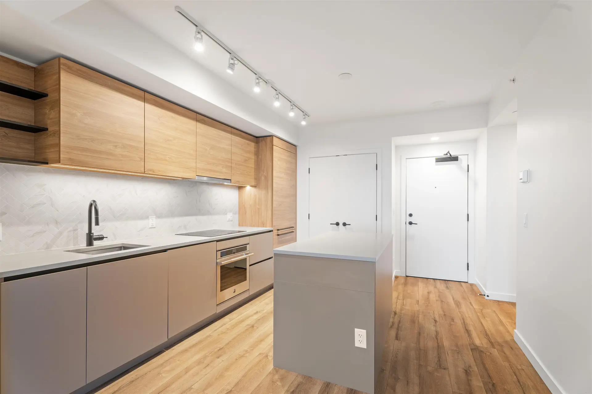 #1409 10448 University Drive - Image 6