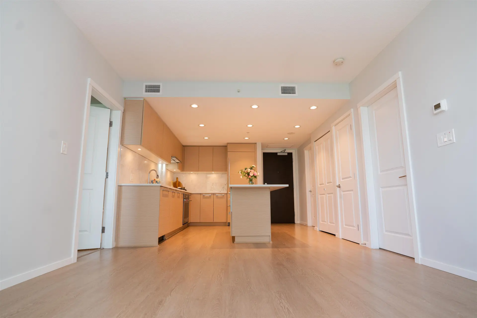 #1005 6700 Dunblane Avenue - Image 3