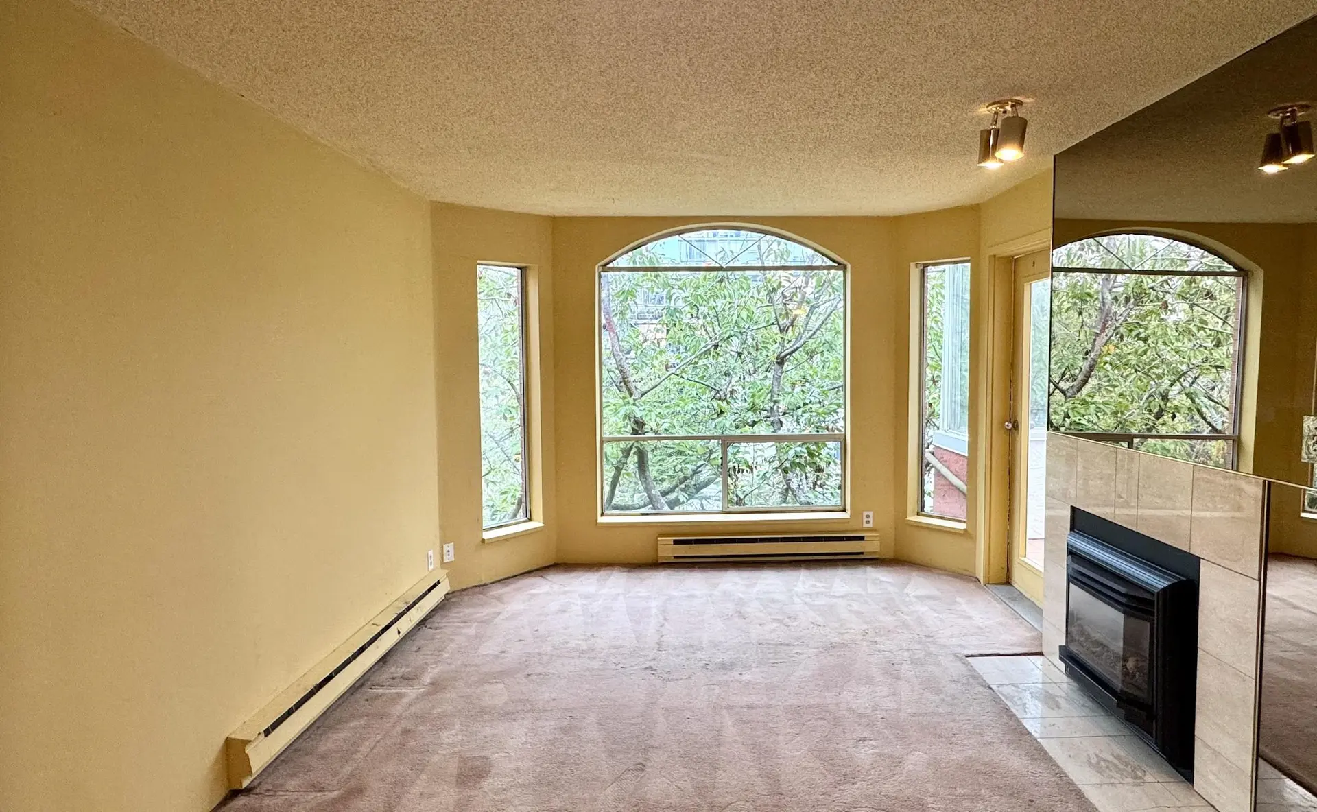 #403 1010 Chilco Street - Image 6