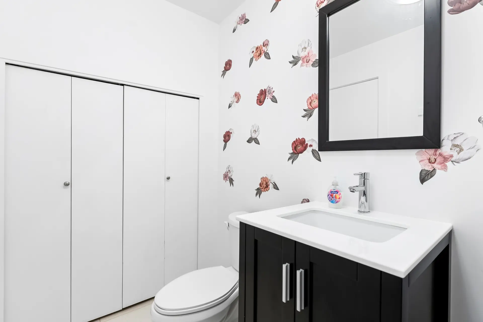 860 Blackstock Road - Image 13