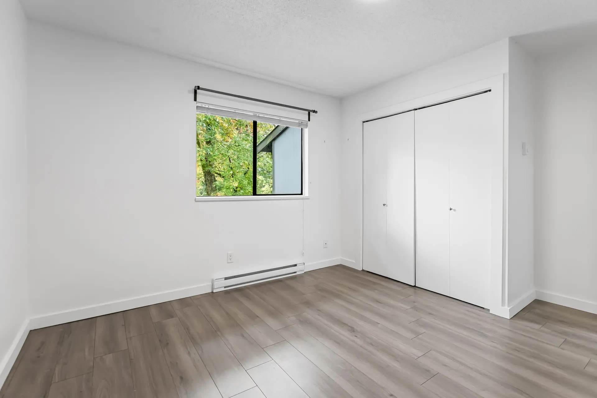 860 Blackstock Road - Image 10