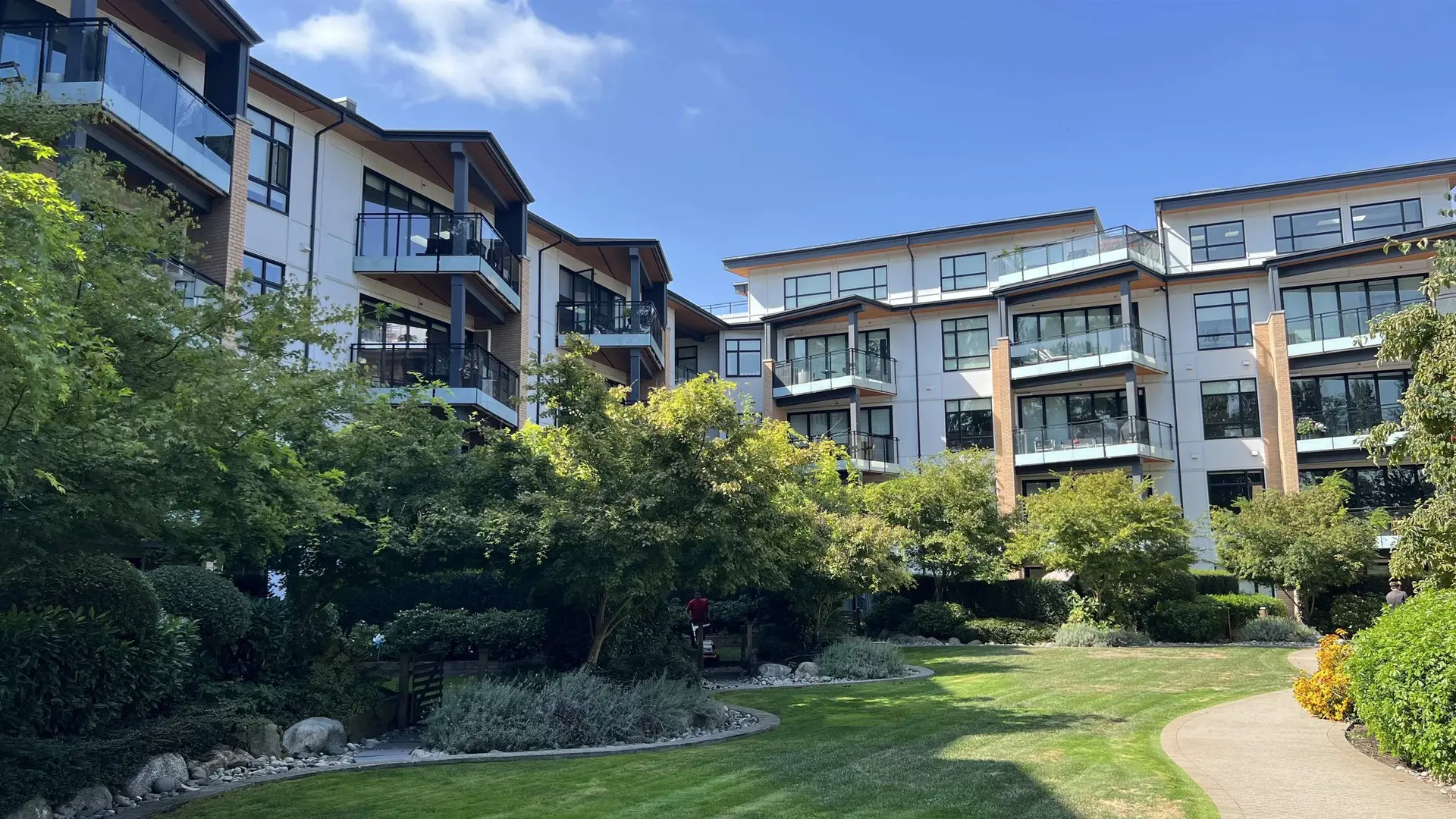 #401 300 Salter Street - Image 1