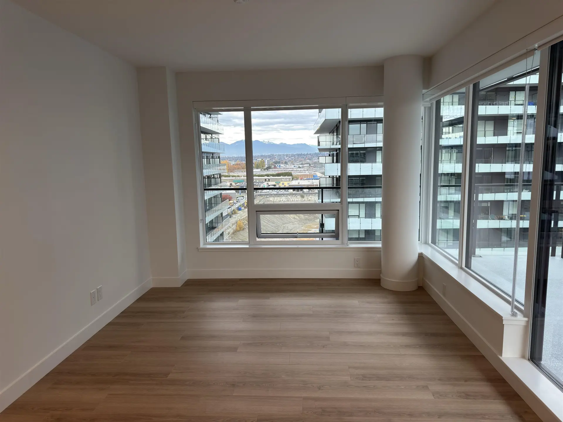 Property at #1103 7977 LANSDOWNE ROAD, Richmond, BC