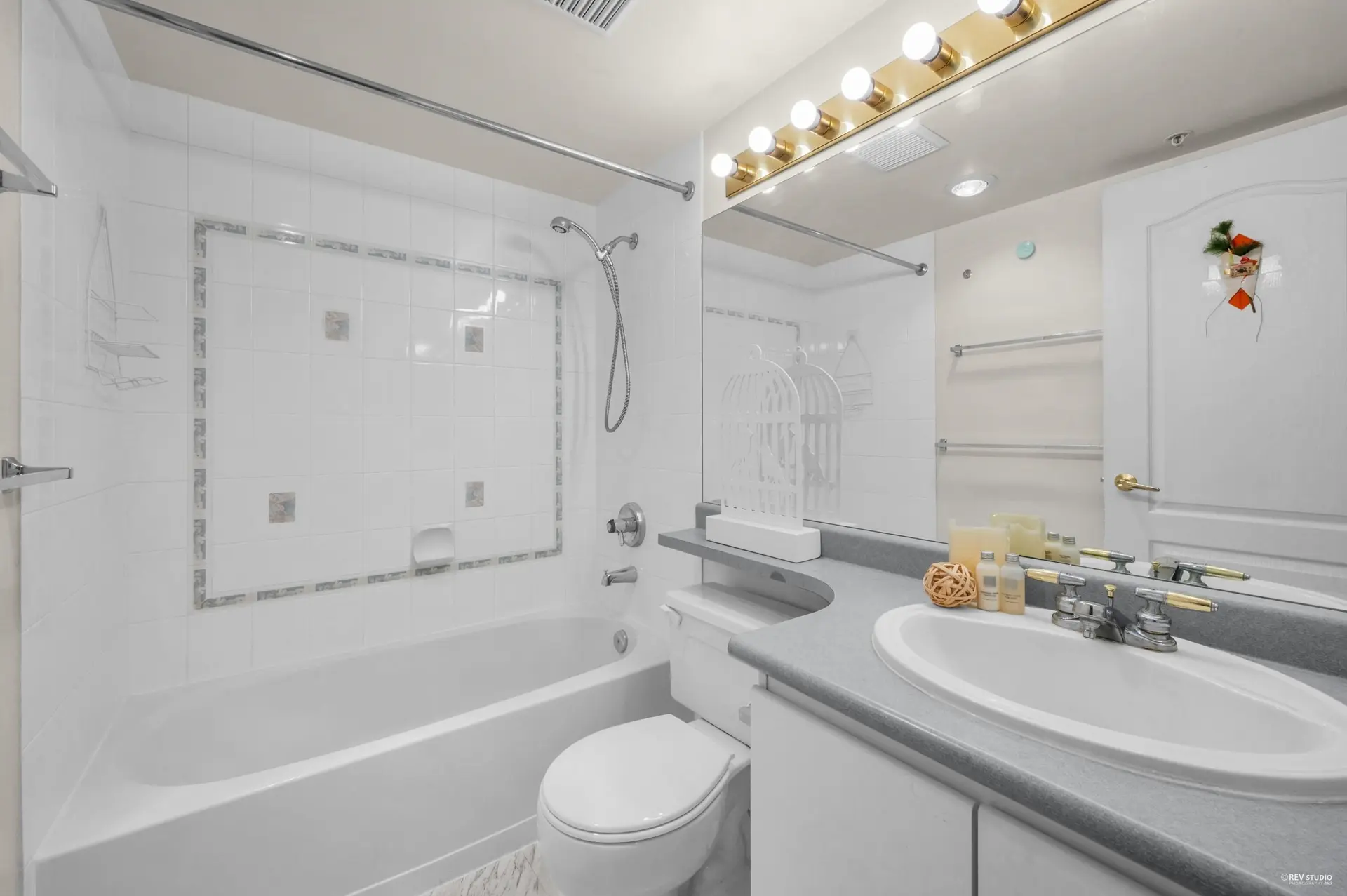 Property at #1007 3489 ASCOT PLACE, Vancouver, BC