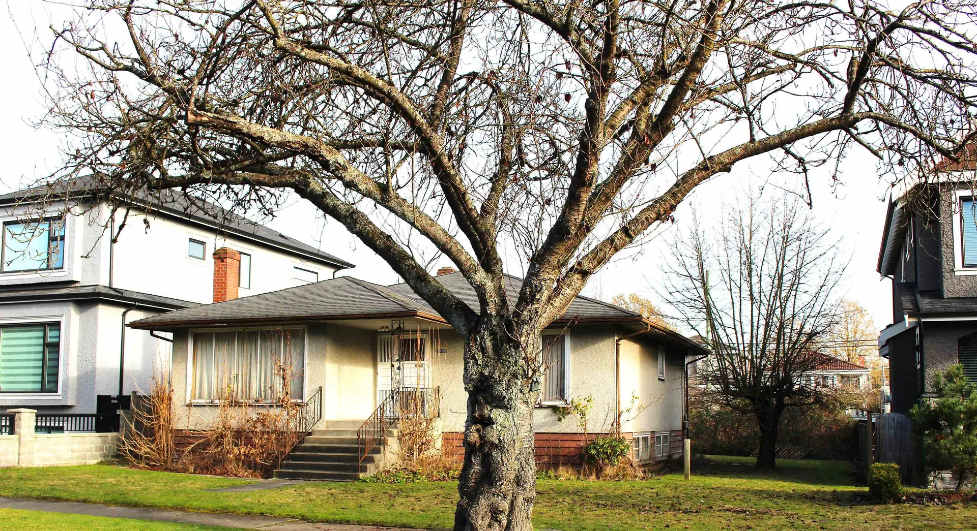7160 Inverness Street - Image 2