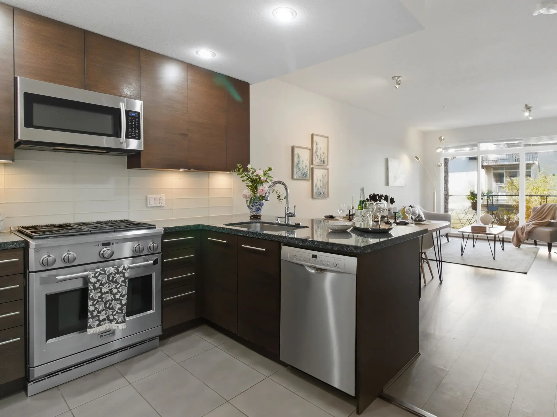 #303 5928 Birney Avenue