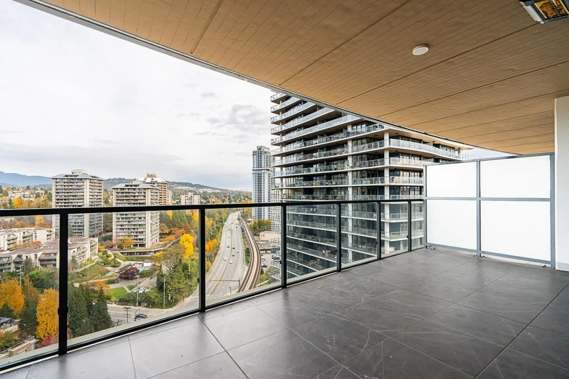 #1606 4880 Lougheed Highway - Image 12