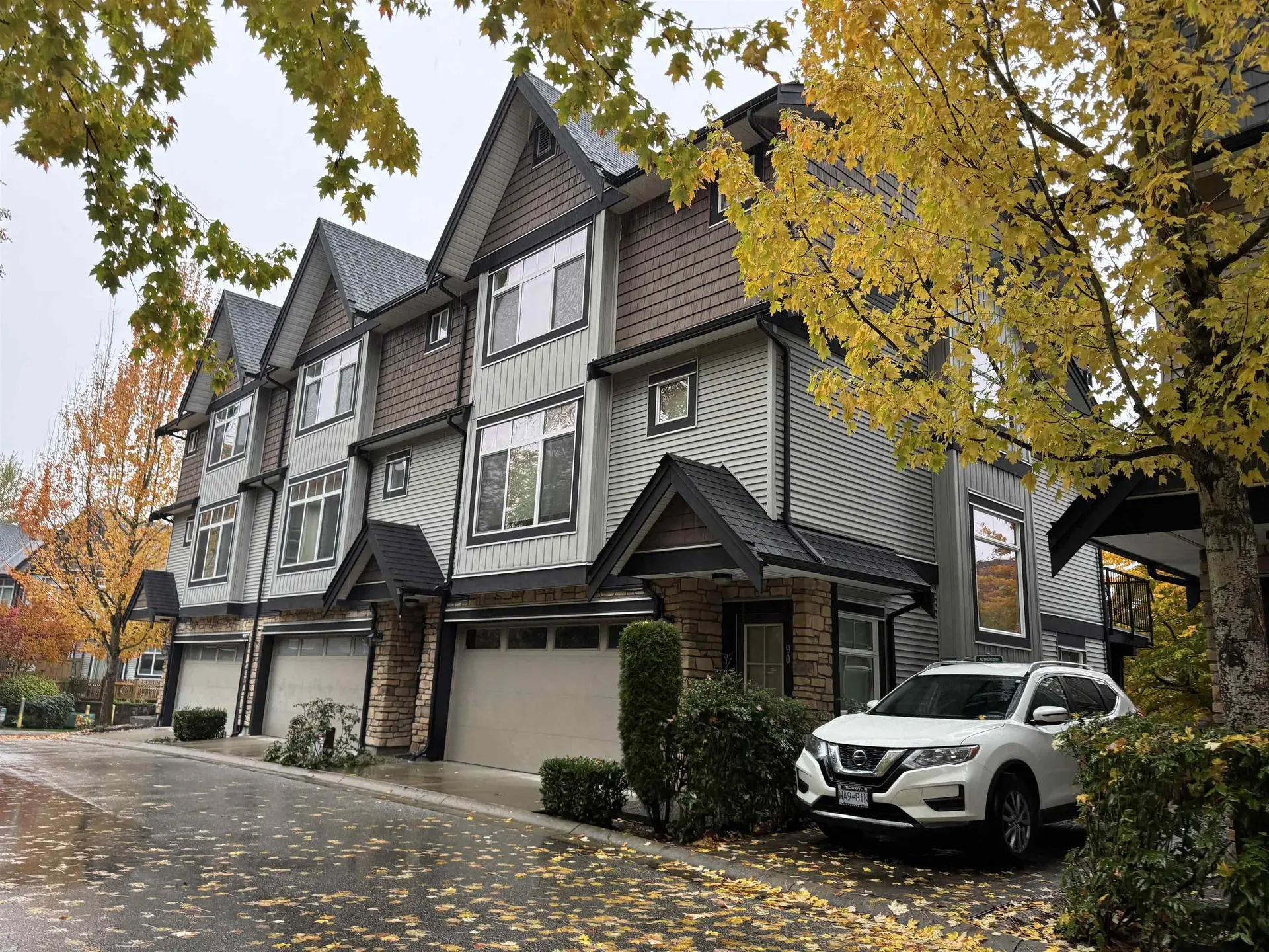 #90 6299 144 Street - Image 1