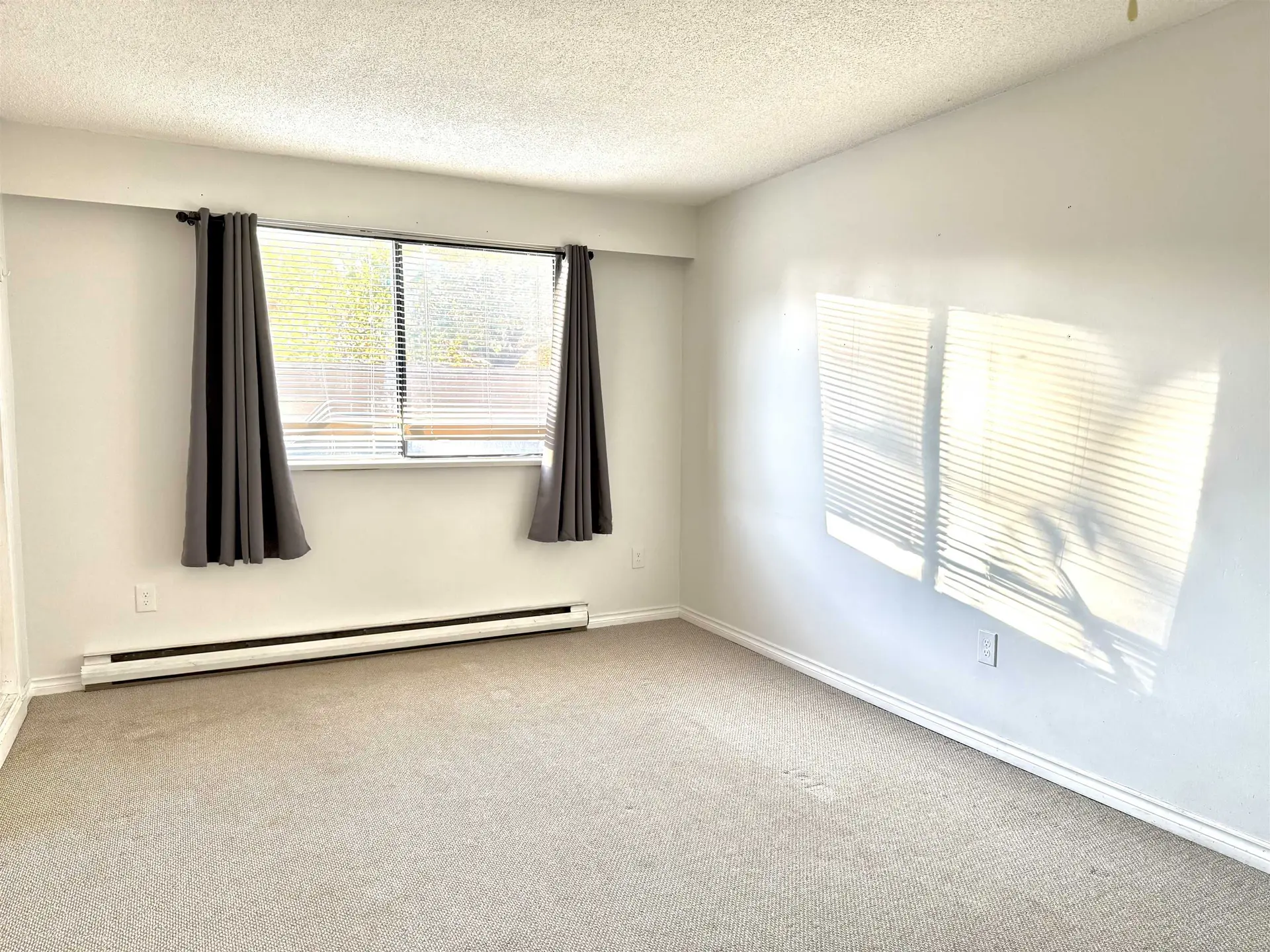 #217 8120 Colonial Drive - Image 4