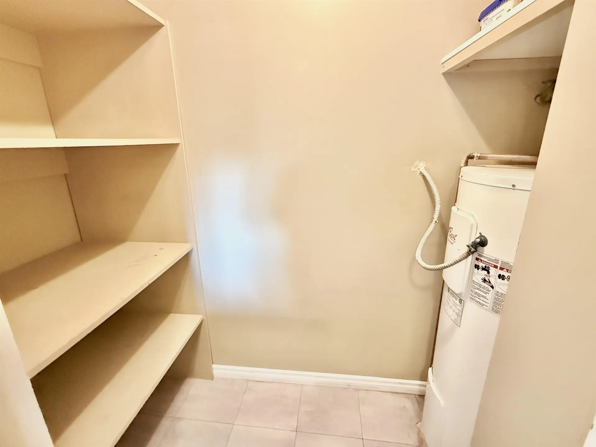 #217 8120 Colonial Drive - Image 8