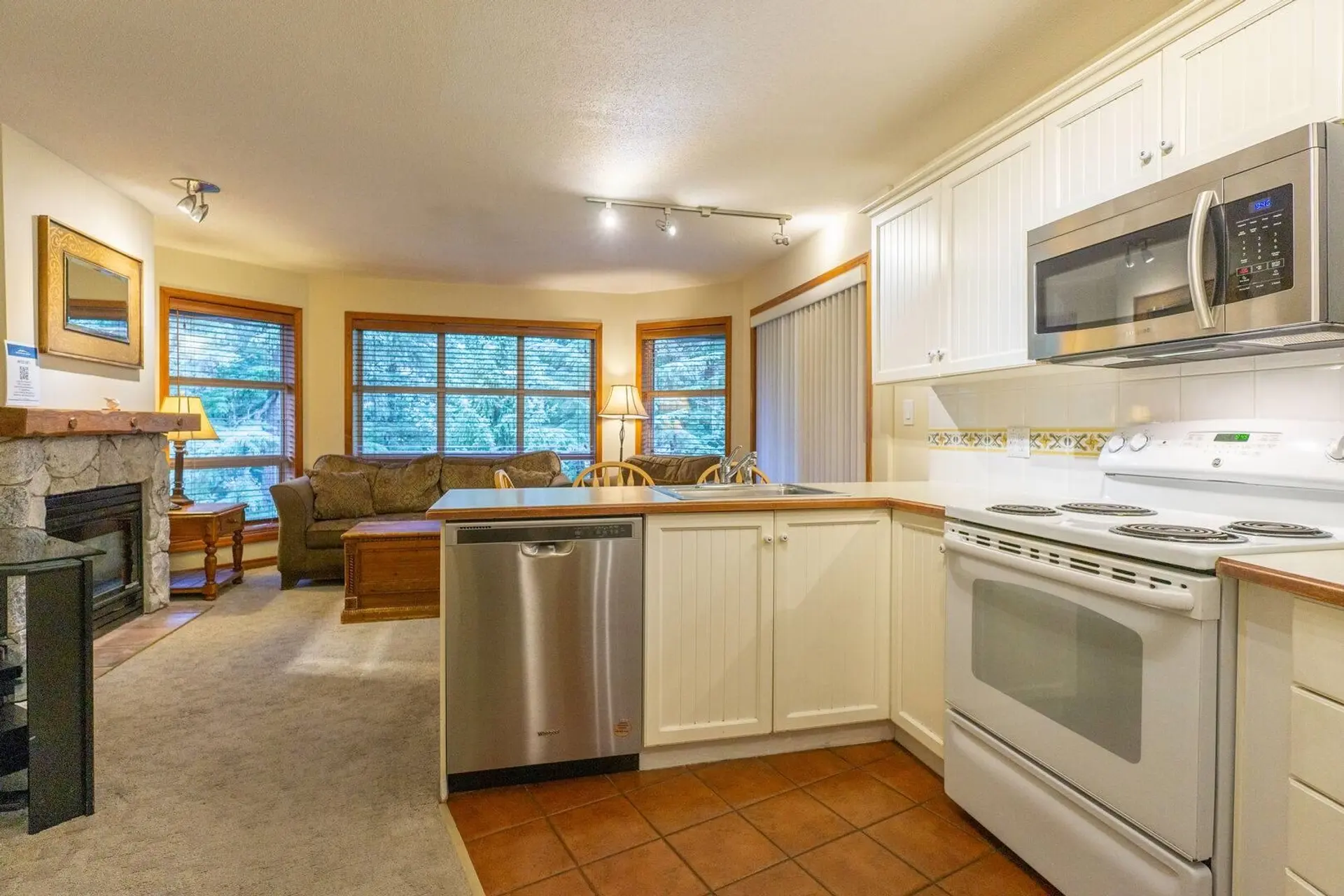 #427 4800 Spearhead Drive - Image 6