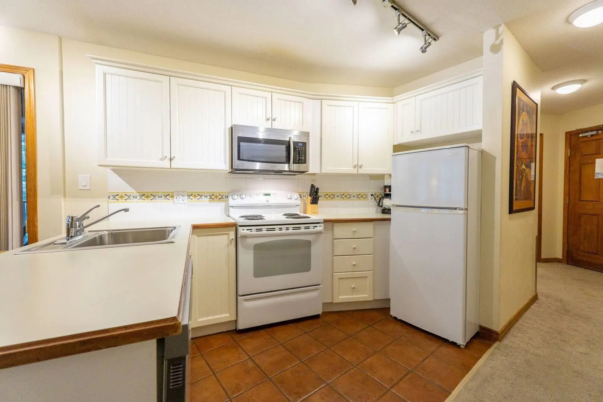 #427 4800 Spearhead Drive - Image 7