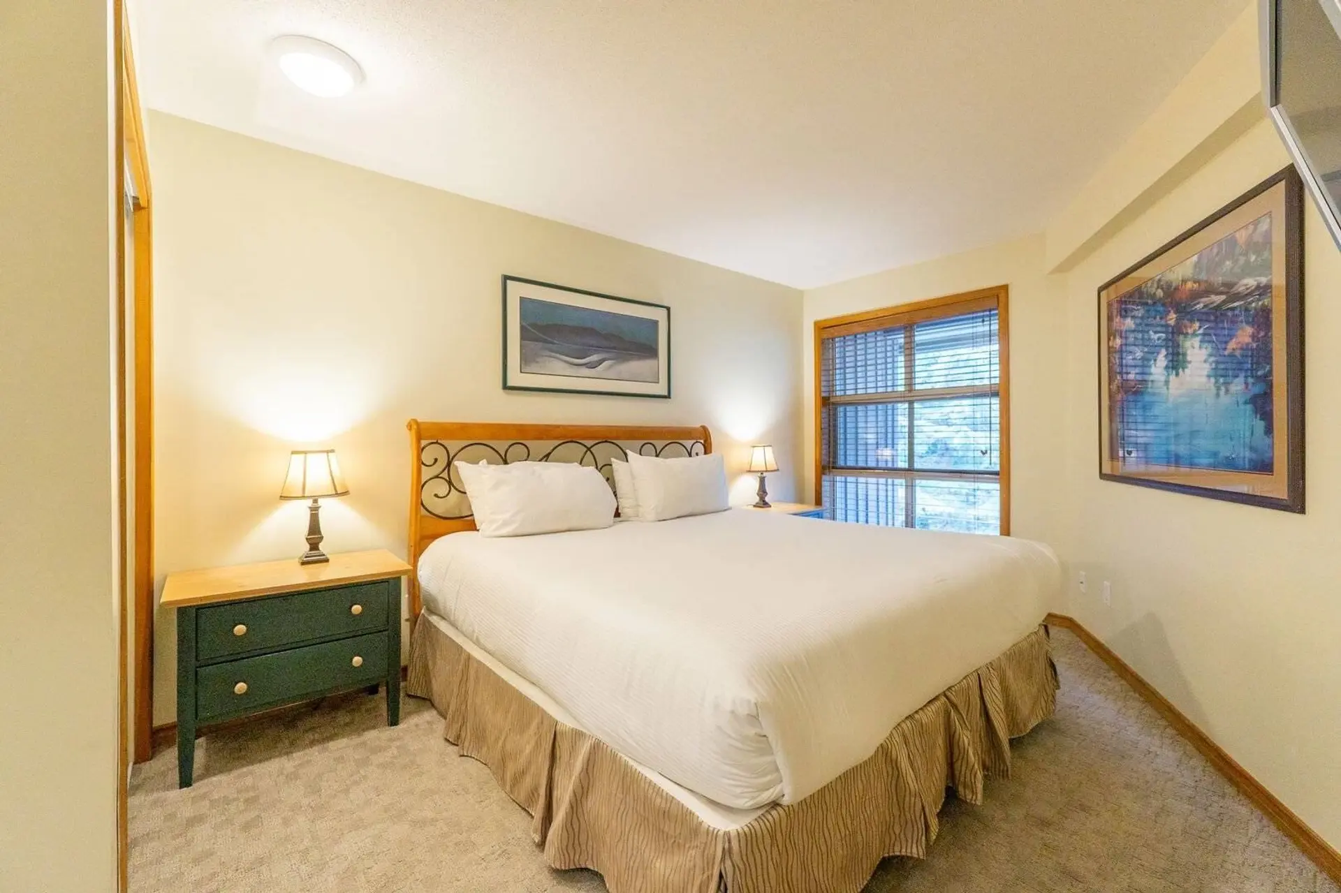 #427 4800 Spearhead Drive - Image 8