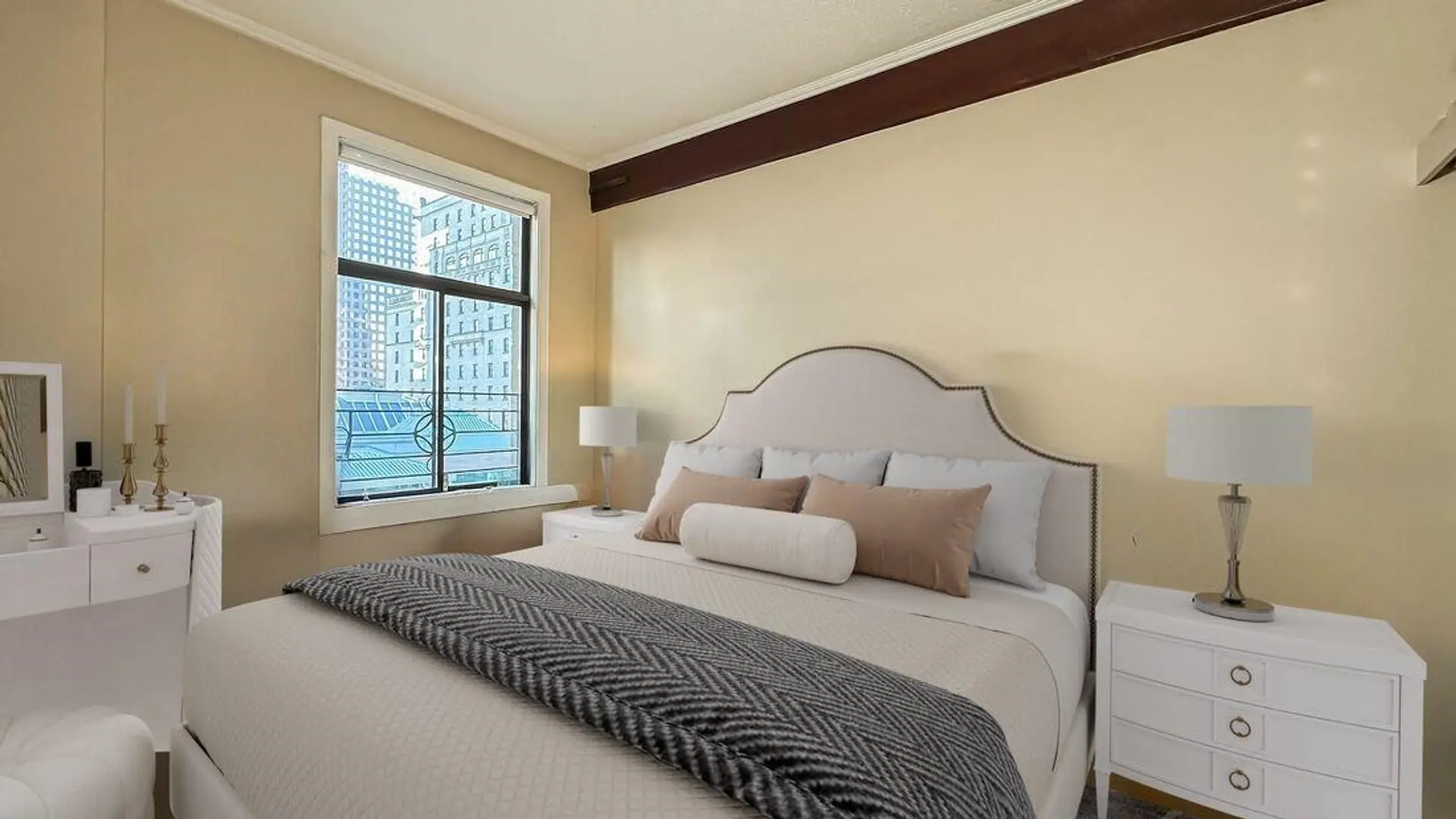 #64 777 Burrard Street - Image 5