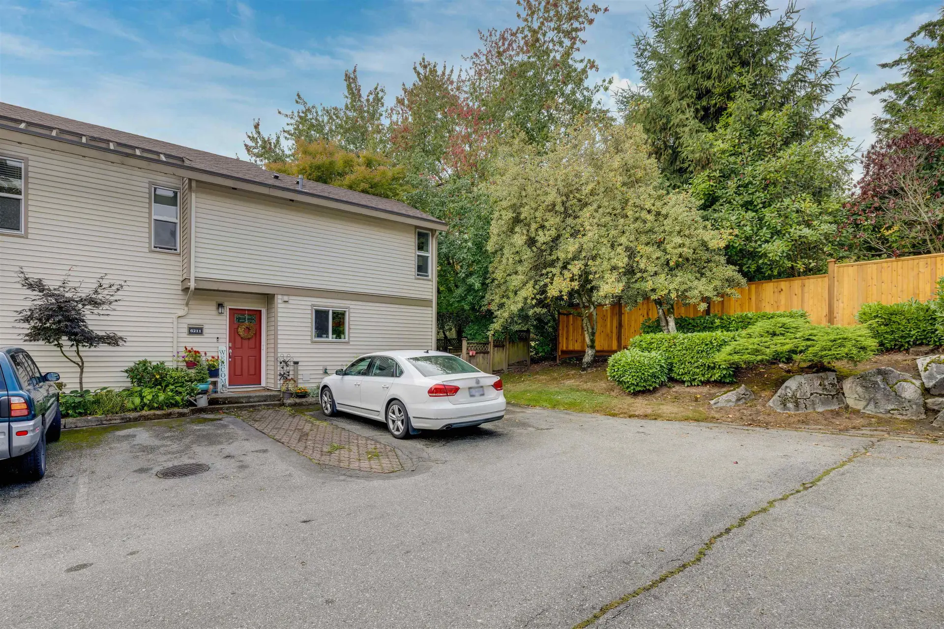6211 W Greenside Drive - Image 11