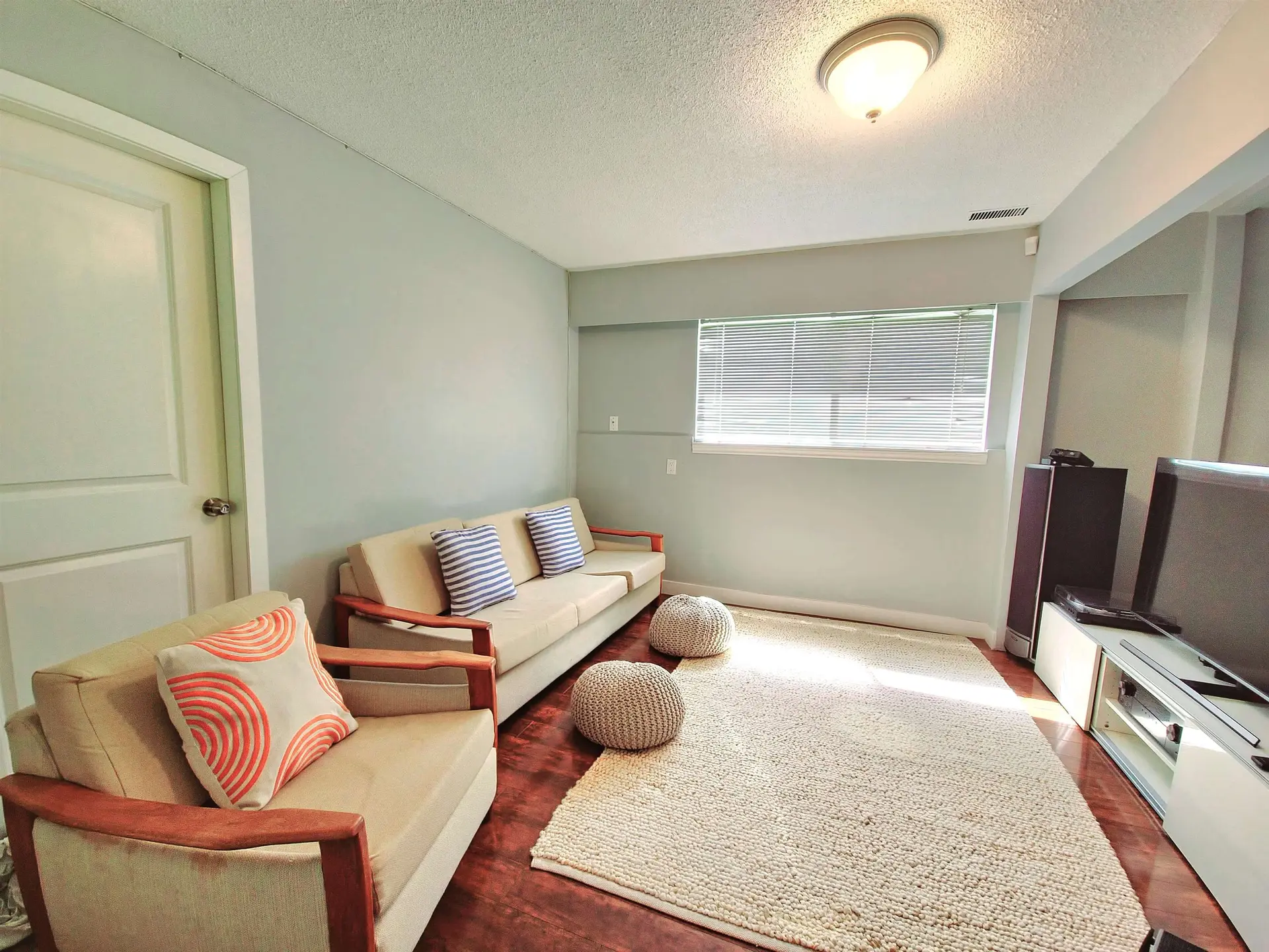 5685 Forest Street - Image 2