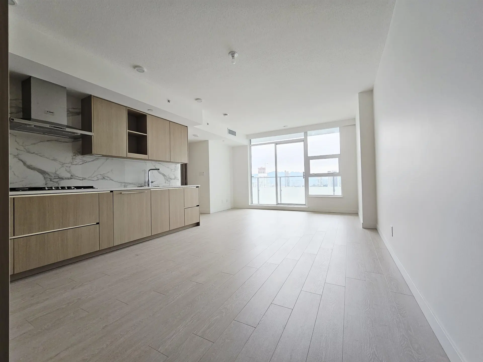 Property at #2709 13768 100 AVENUE, Surrey, BC