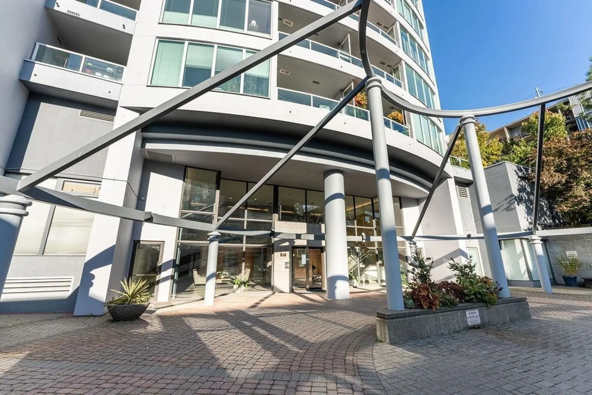 #1501 1500 Howe Street - Image 3