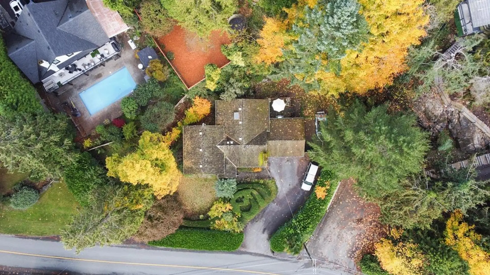 4670 Willow Creek Road - Image 2