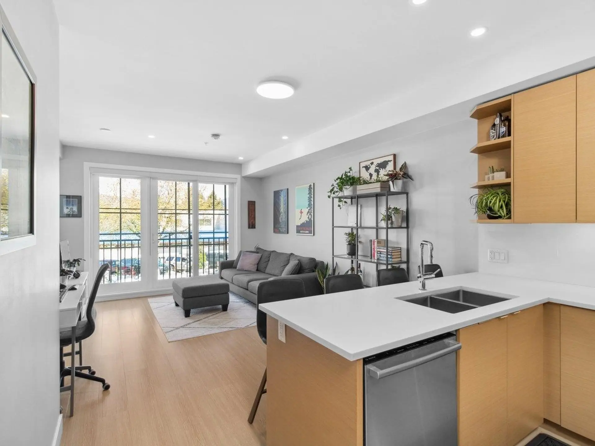 #208 2528 Collingwood Street - Image 4