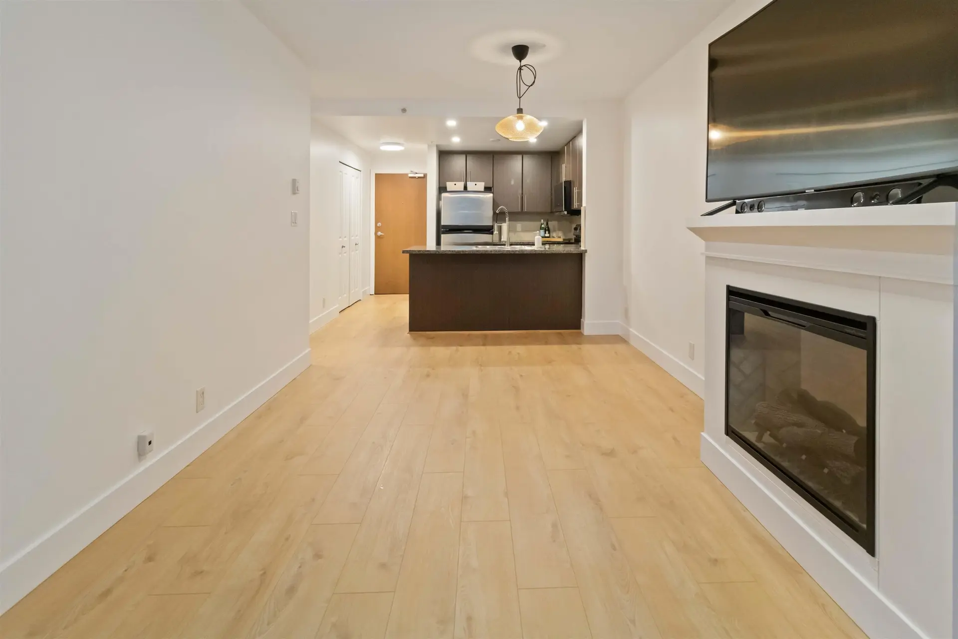 #1003 892 Carnarvon Street - Image 6