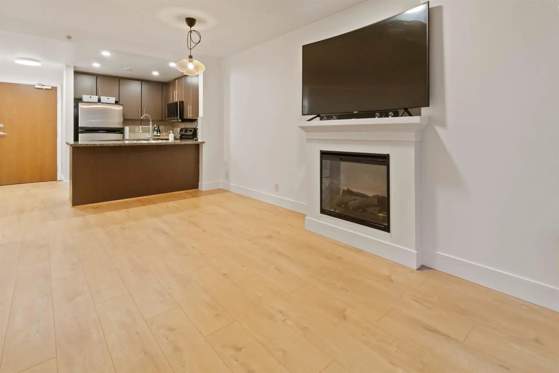 #1003 892 Carnarvon Street - Image 5