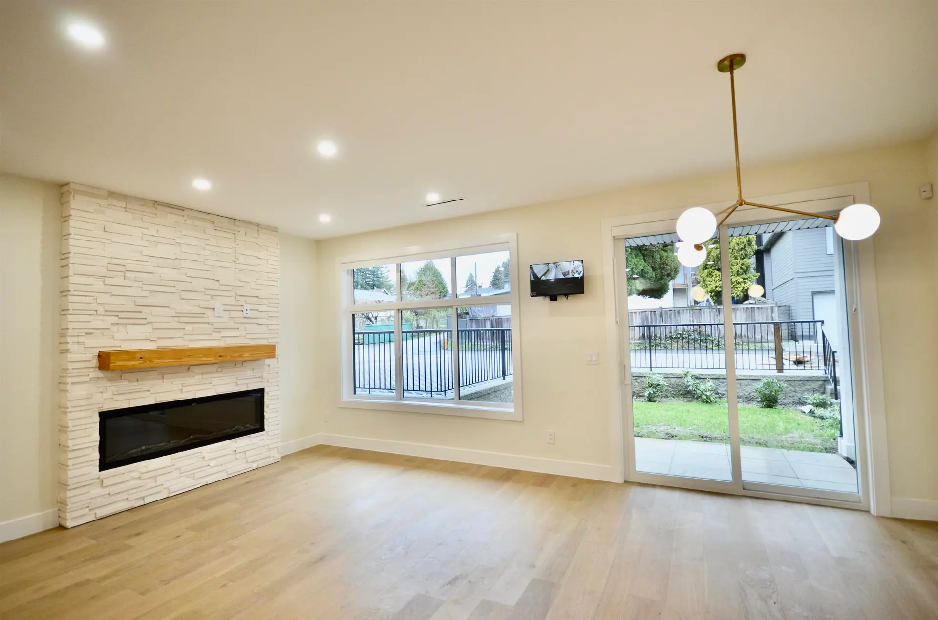 Property at #103 901 EDGAR AVENUE, Coquitlam, BC