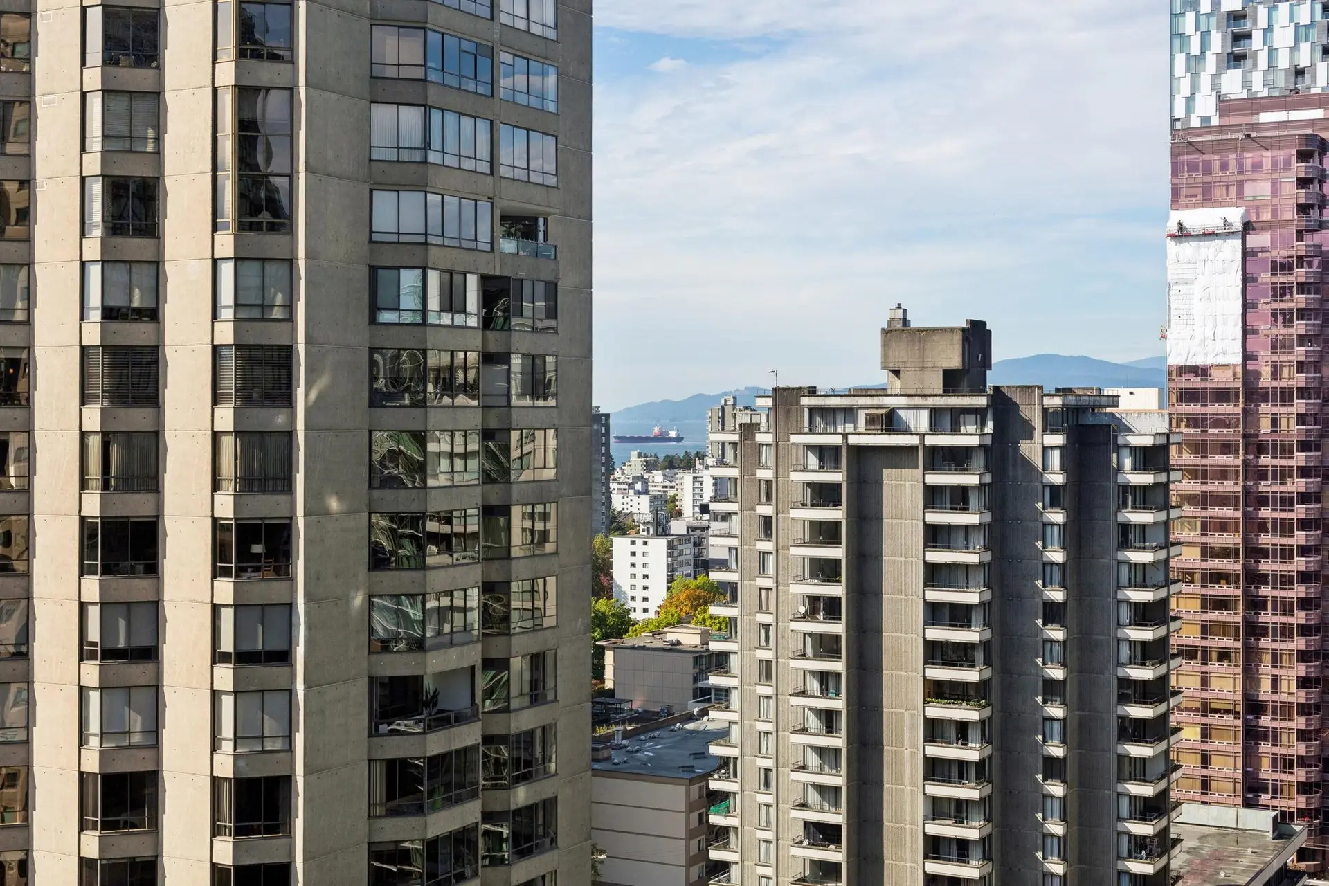 #2007 1331 Alberni Street - Image 2