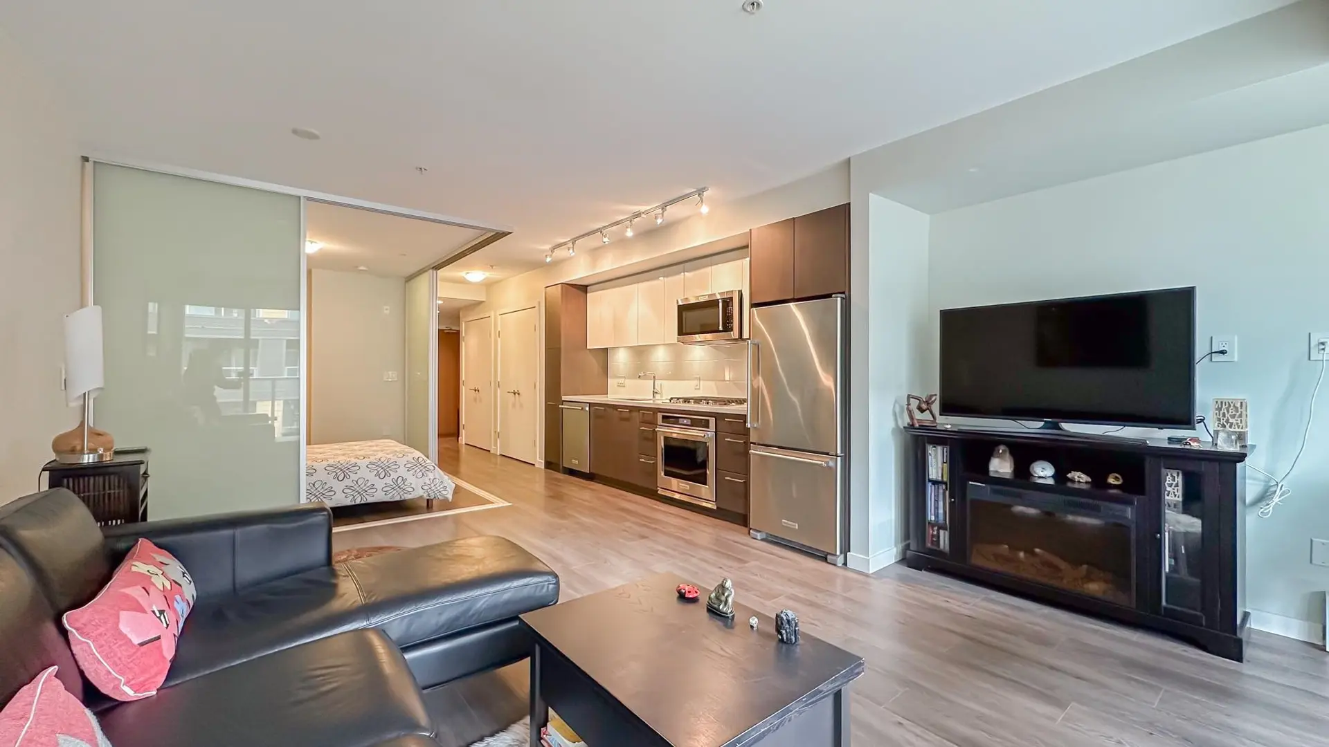 #503 384 E 1st Avenue - Image 3