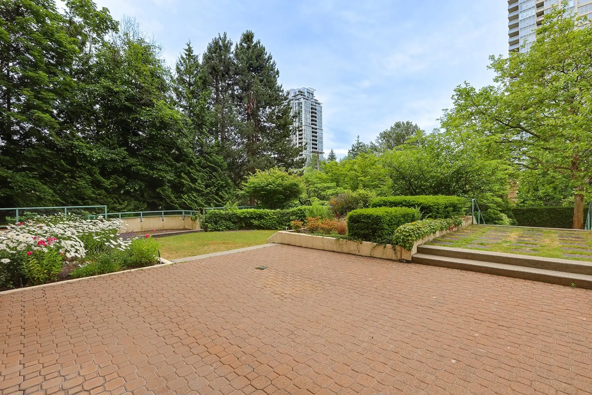 #702 7108 Edmonds Street - Image 17