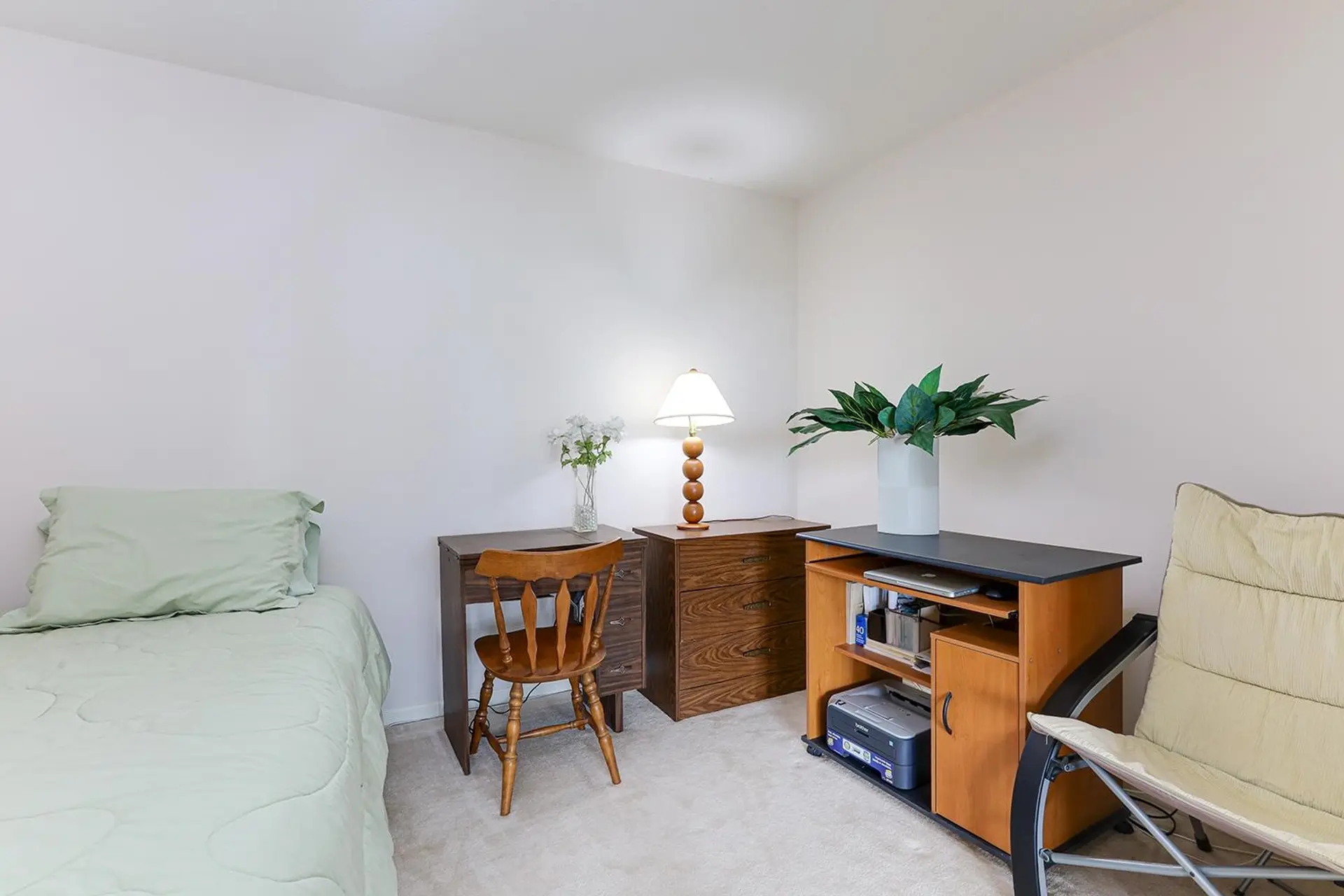 #702 7108 Edmonds Street - Image 6