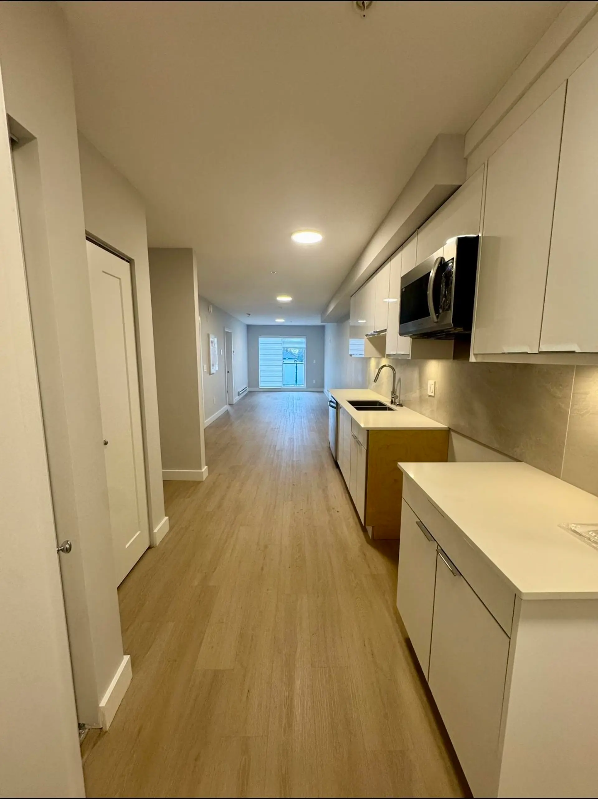 Property at #302 3050 KINGSWAY ROAD, Vancouver, BC