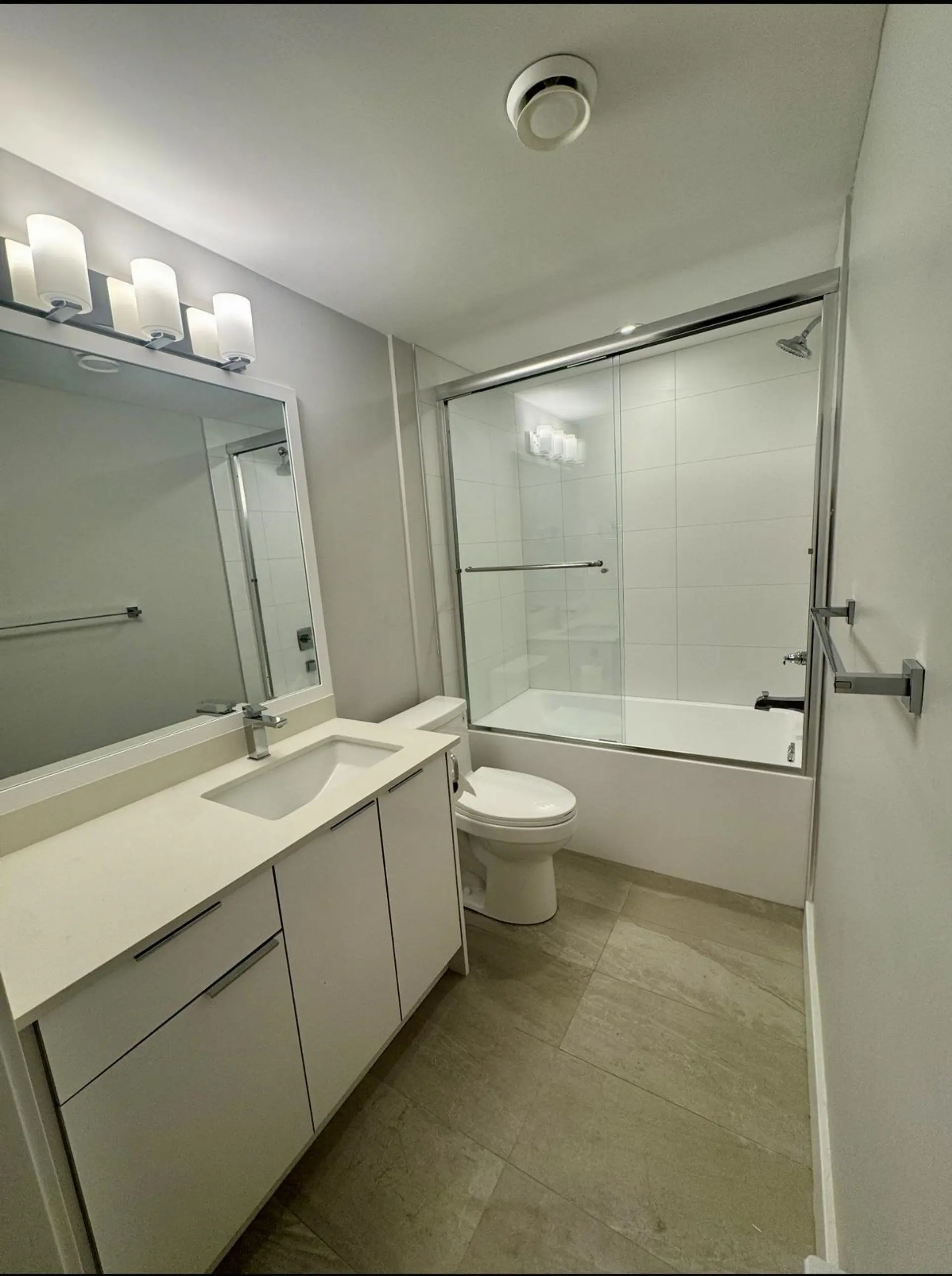 Property at #302 3050 KINGSWAY ROAD, Vancouver, BC