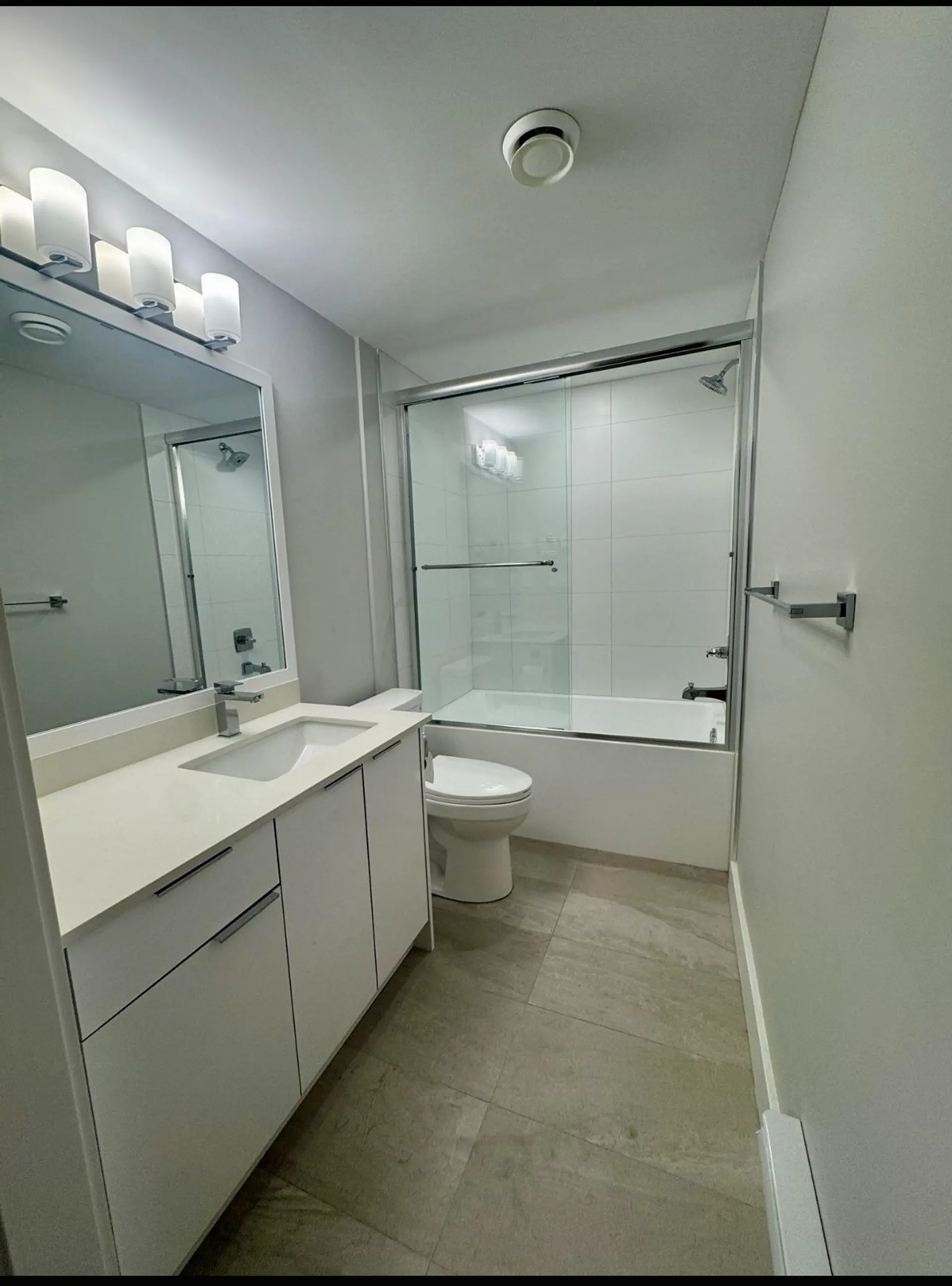 Property at #302 3050 KINGSWAY ROAD, Vancouver, BC