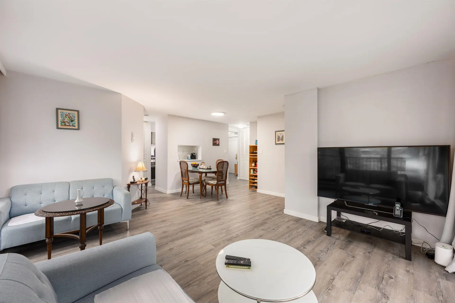 #402 6455 Willingdon Avenue - Image 2