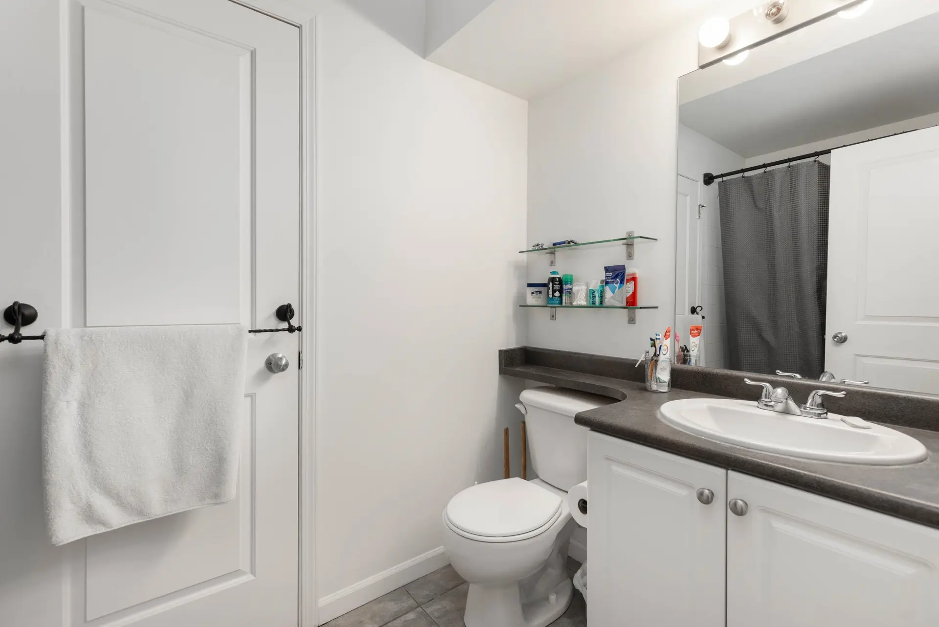 #2 1447 Vine Road - Image 17