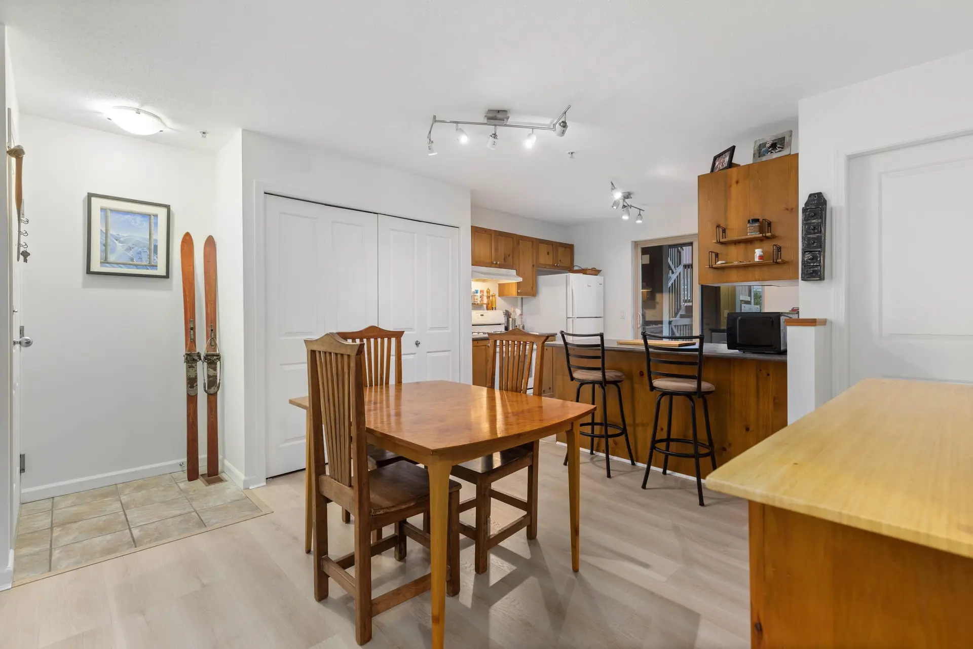 #2 1447 Vine Road - Image 14